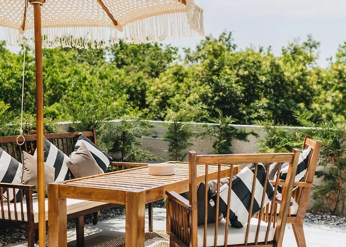 New!!! Maison Mandri With Private Pool 빌라 *