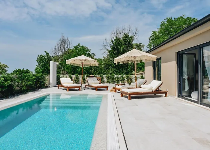 빌라 New!!! Maison Mandri With Private Pool *