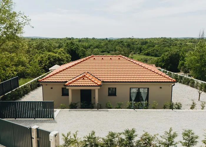 Villa New!!! Maison Mandri With Private Pool *