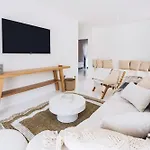 New!!! Maison Mandri With Private Pool Vila *