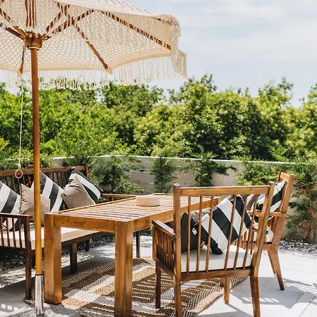 New!!! Maison Mandri With Private Pool Villa *