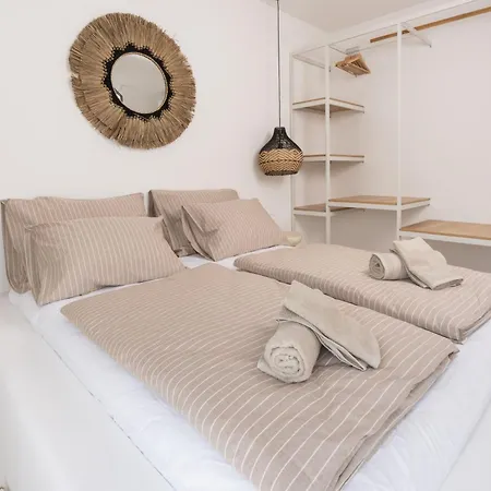 Vila New!!! Maison Mandri With Private Pool Marasi